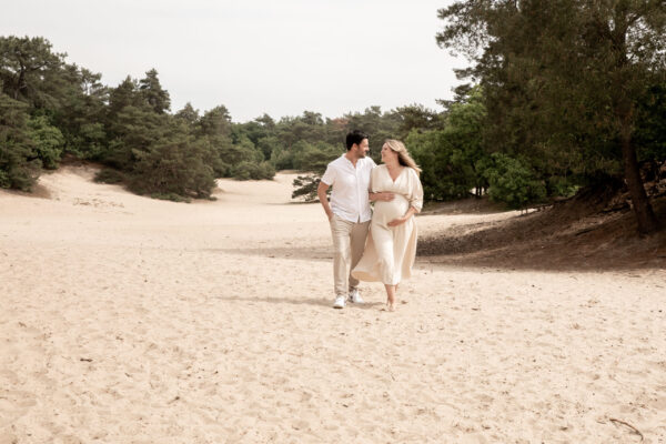 zwanger-fotoshoot-buiten-Nijmegen-Arnhem-4