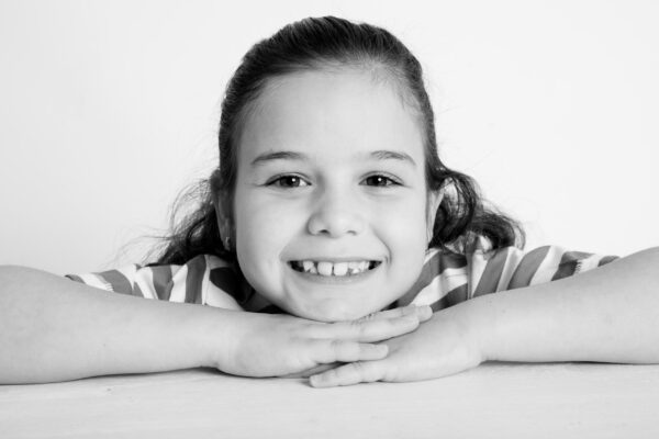 zwart-wit-portret-kind-fotograaf-Den Bosch-7